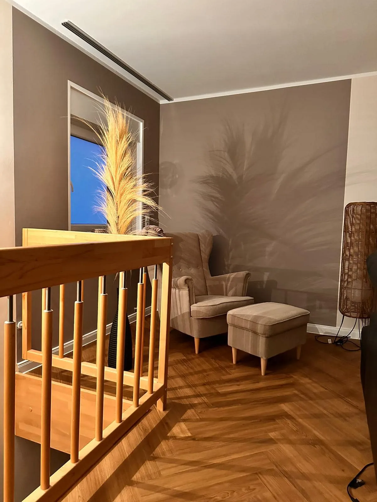 Gemütliche Leseecke im Wohnzimmer